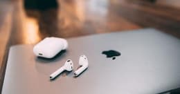How to recognise fake AirPods?