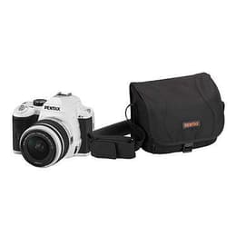 Reflex K-r - White/Black + Pentax smc DA 18-55mm F3.5-5.6 AL WR f/3.5-5.6