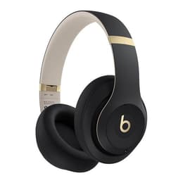 Beats Studio Pro noise-Cancelling wireless Headphones with microphone - Black & Gold