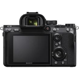 Alpha 7 III - Black + Sony FE 28-70mm OSS f/3.5-5.6