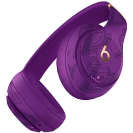 Beats Studio 3 Collection NBA noise-Cancelling wireless Headphones with microphone - Purple