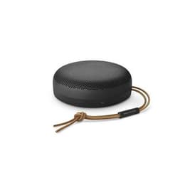 Bang & Olufsen Beosound A1 2 ème génération Bluetooth Speakers - Black