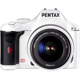 Reflex K-M - White + Pentax SMC DA L 18-55mm f/3.5-5.6 AL f/3.5-5.6