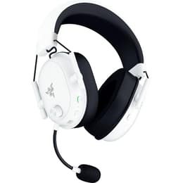Razer BlackShark V2 HyperSpeed noise-Cancelling gaming wireless Headphones with microphone - White