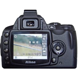 Reflex D40 - Black + Nikon AF-S DX Nikkor 18-55mm f/3.5-5.6G ED II f/3.5-5.6