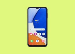 Front view of the Galaxy A14 screen on Simple Mode.