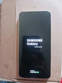Galaxy S22 5G 128GB - Black - Unlocked | Back Market
