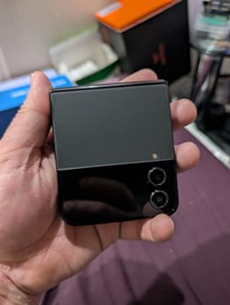 Galaxy Z Flip4 256GB - Grey - Unlocked | Back Market