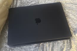 MacBook Pro 14-inch (2023) - Apple M3 Pro 11-core and 14-core GPU