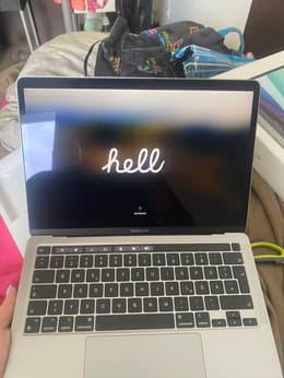 MacBook Pro 13-inch (2020) - Apple M1 8-core and 8-core GPU - 16GB