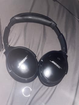 Bose QC45 noise-Cancelling wireless Headphones with microphone
