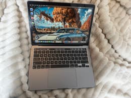 MacBook Pro Retina 13-inch (2020) - Core i7 - 32GB SSD 2000 QWERTY