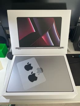 MacBook Pro 14-inch (2023) - Apple M2 Pro 10-core and 16-core GPU