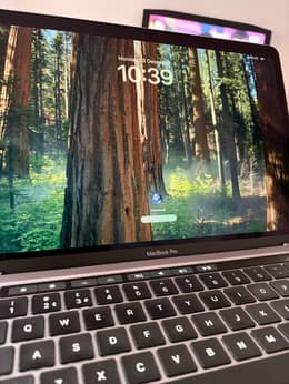 MacBook Pro Retina 13-inch (2020) - Core i5 - 32GB SSD 512 QWERTY