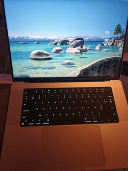 MacBook Pro 16-inch (2024) - Apple M4 Pro 14-core and 20-core GPU