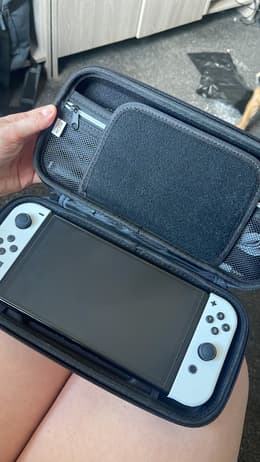 Switch OLED 64GB - Black | Back Market