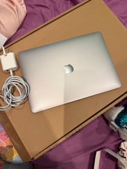 MacBook Air Retina 13-inch (2020) - Core i3 - 8GB SSD 256 QWERTY