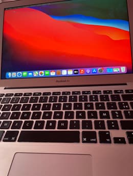 MacBook Air 11-inch (2015) - Core i5 - 8GB SSD 128 QWERTY