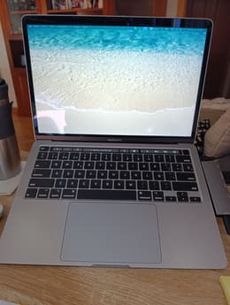 MacBook Pro Retina 13-inch (2020) - Core i5 - 16GB SSD 512 QWERTY