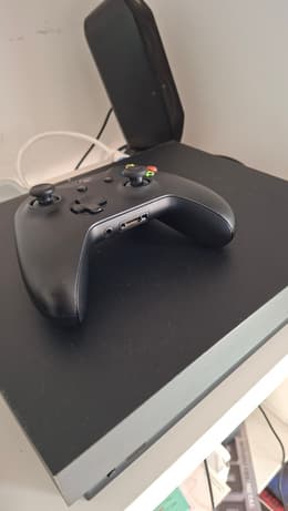 Cheap Refurbished Xbox One X Deals | Back Market