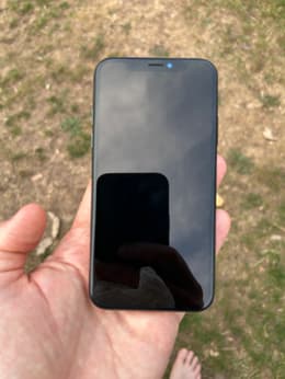 iPhone SE (2020) 256GB - Black - Unlocked | Back Market