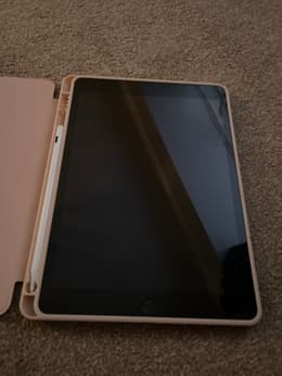 iPad 10.2