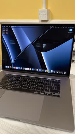 MacBook Pro Retina 16-inch (2019) - Core i7 - 16GB SSD 512 QWERTY